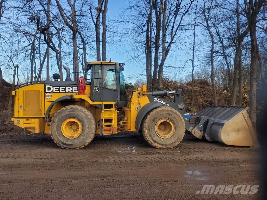 John Deere 744 K 轮式装载机
