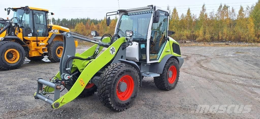 CLAAS Torion 535 多功能装载机