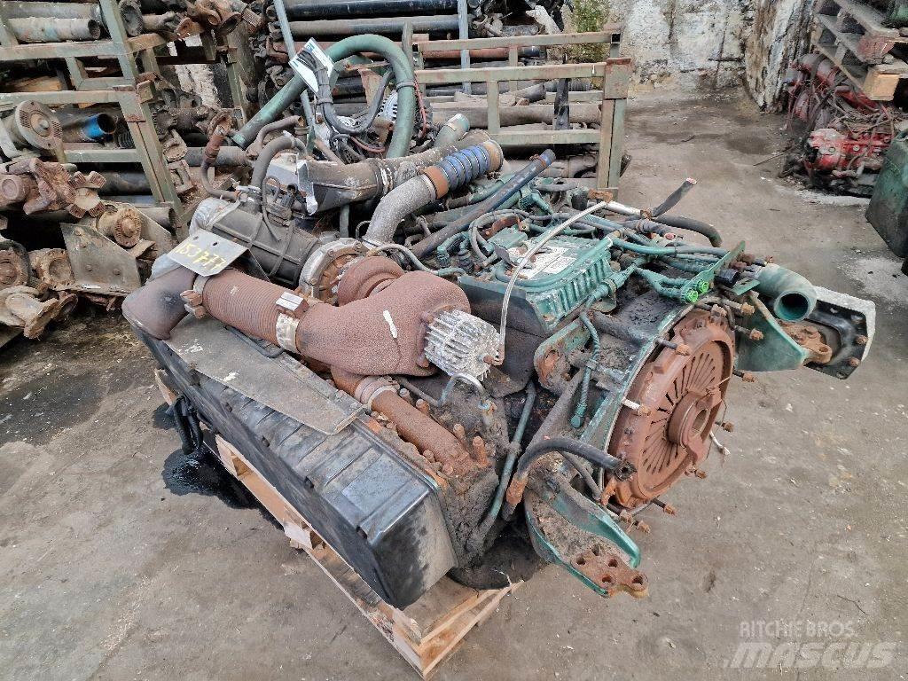Volvo DH12D340 发动机