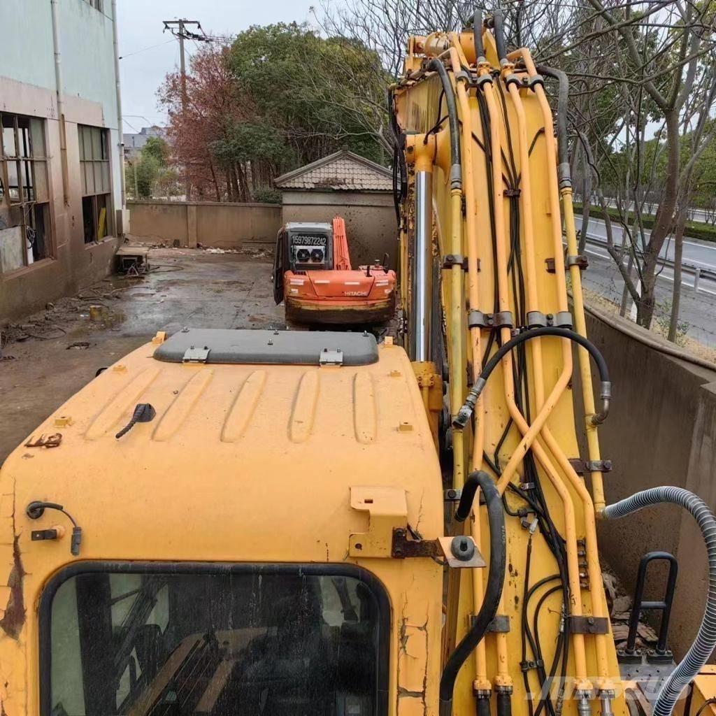 Hyundai 210-9 轮式挖掘机