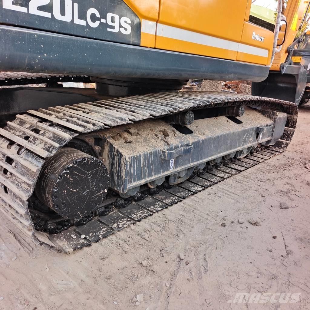 Hyundai 220LC-9S 履带挖掘机