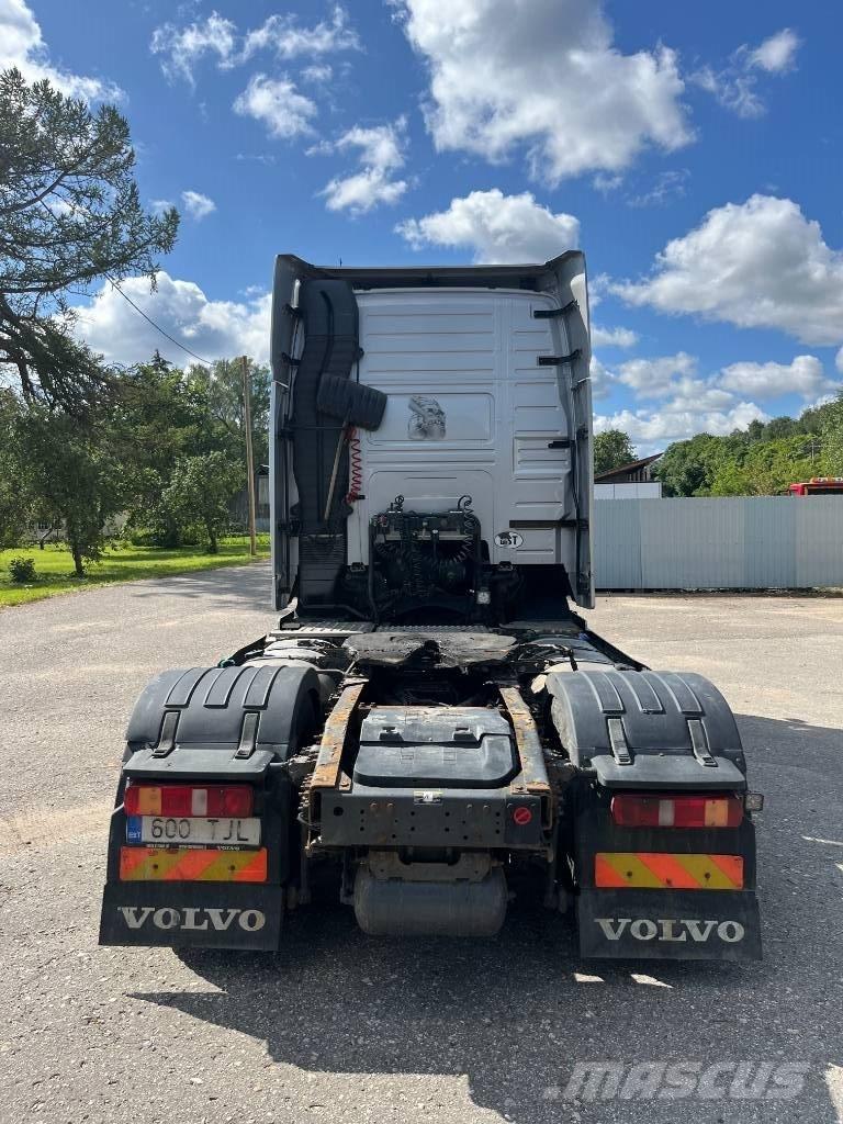 Volvo FH 12 牵引车