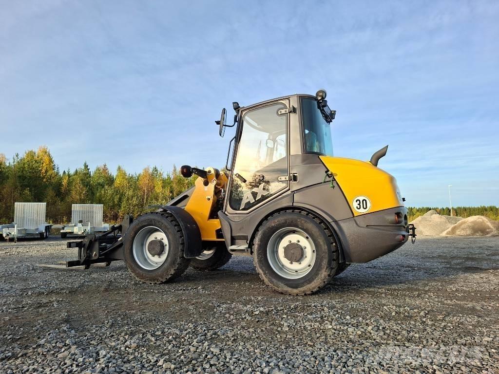 Mecalac AX850-HL 轮式装载机