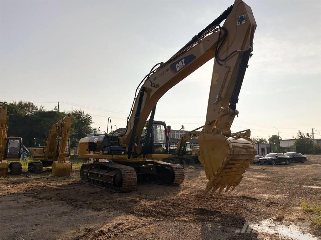 CAT 330 D 履带挖掘机