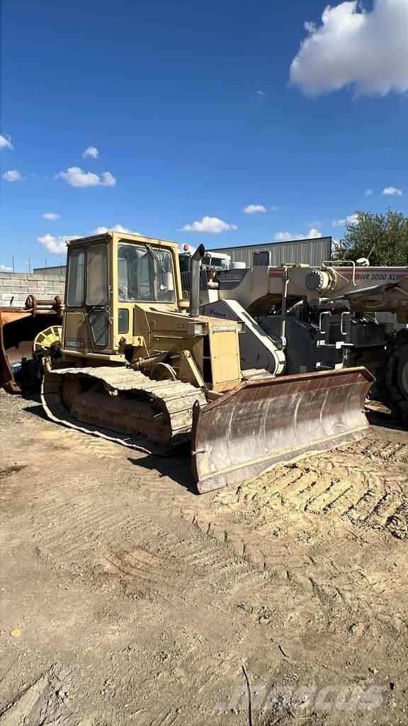 CAT D 4 C 履带式推土机