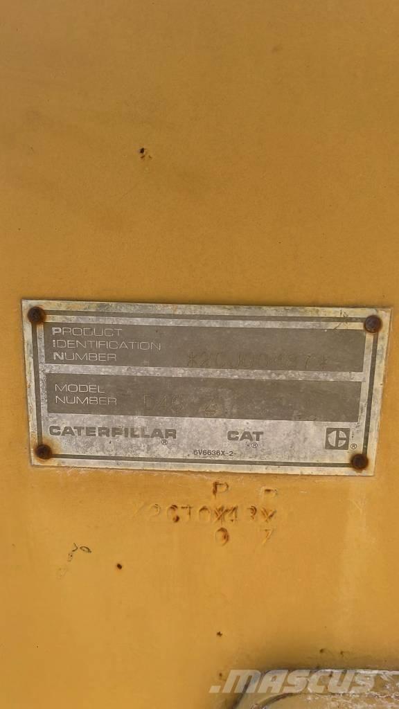 CAT D 4 C 履带式推土机