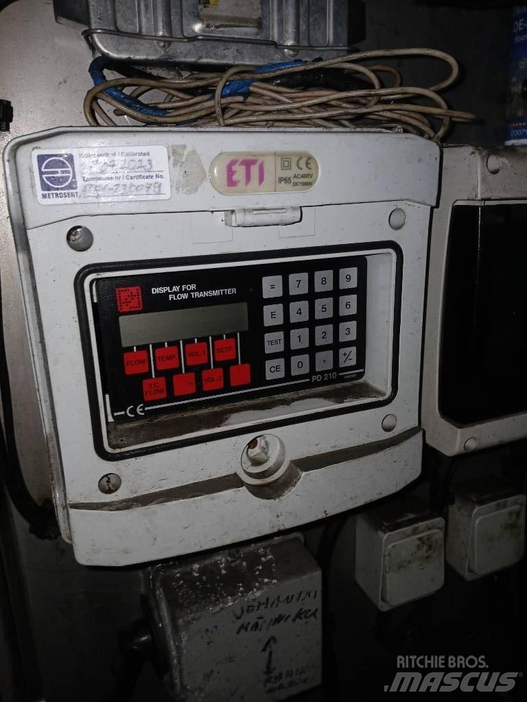 Berger SATA 10,5 油罐半挂车