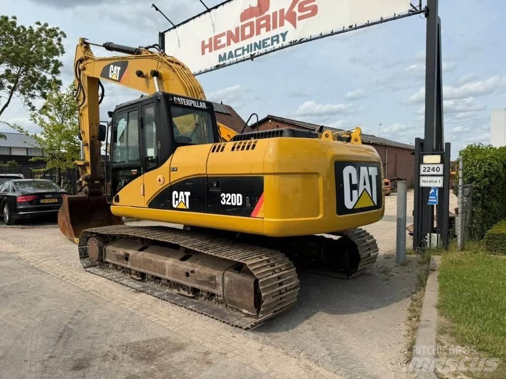 CAT 320DL 履带挖掘机