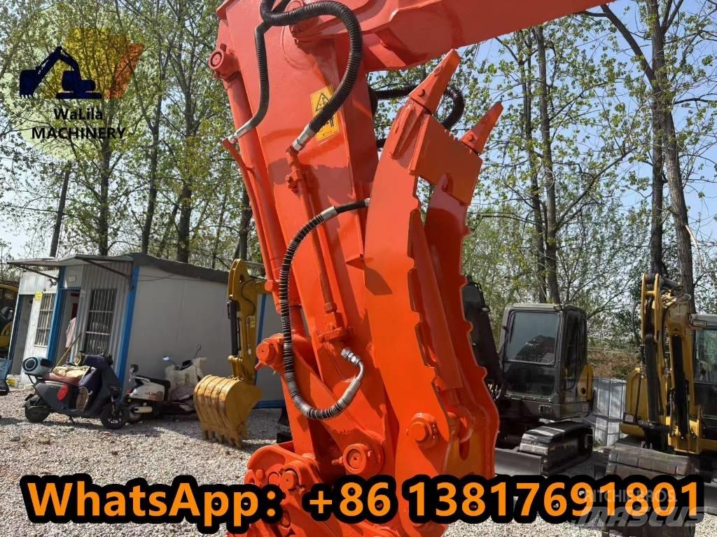 Hitachi ZX 70 小型挖掘机
