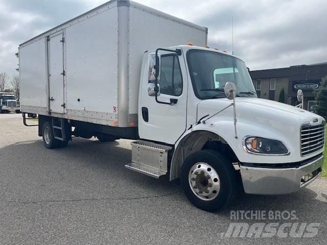 Freightliner M2106 厢式货车
