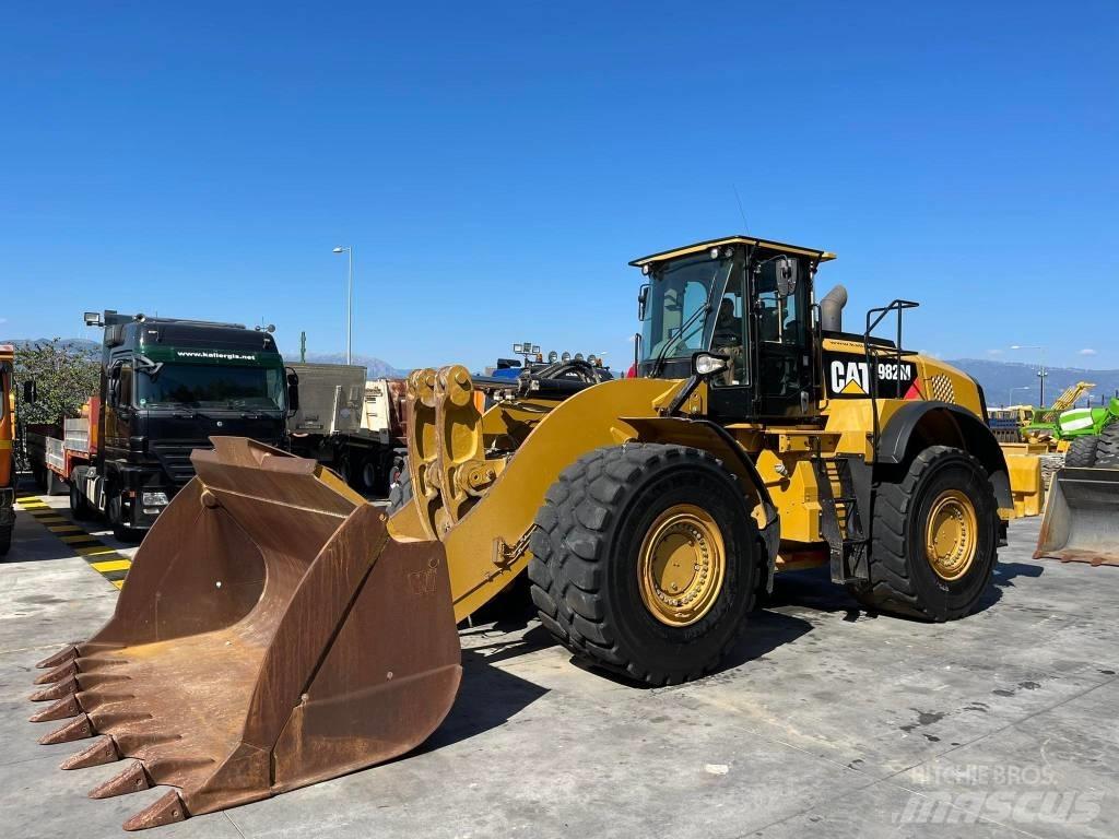CAT 982 M 轮式装载机