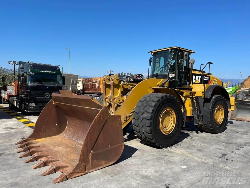 CAT 982 M 轮式装载机