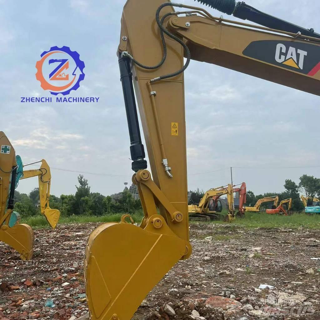 CAT 320 D2 履带挖掘机