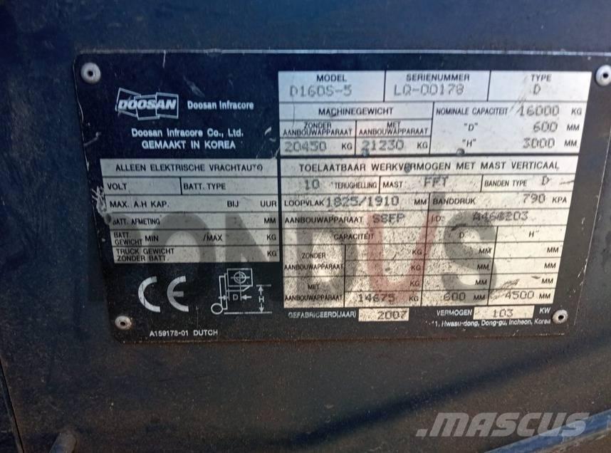 Doosan D160S-5 柴油叉车