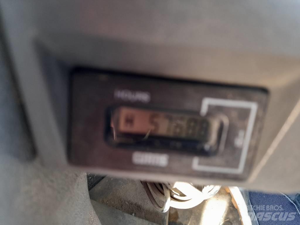 Doosan DL 420-3 轮式装载机