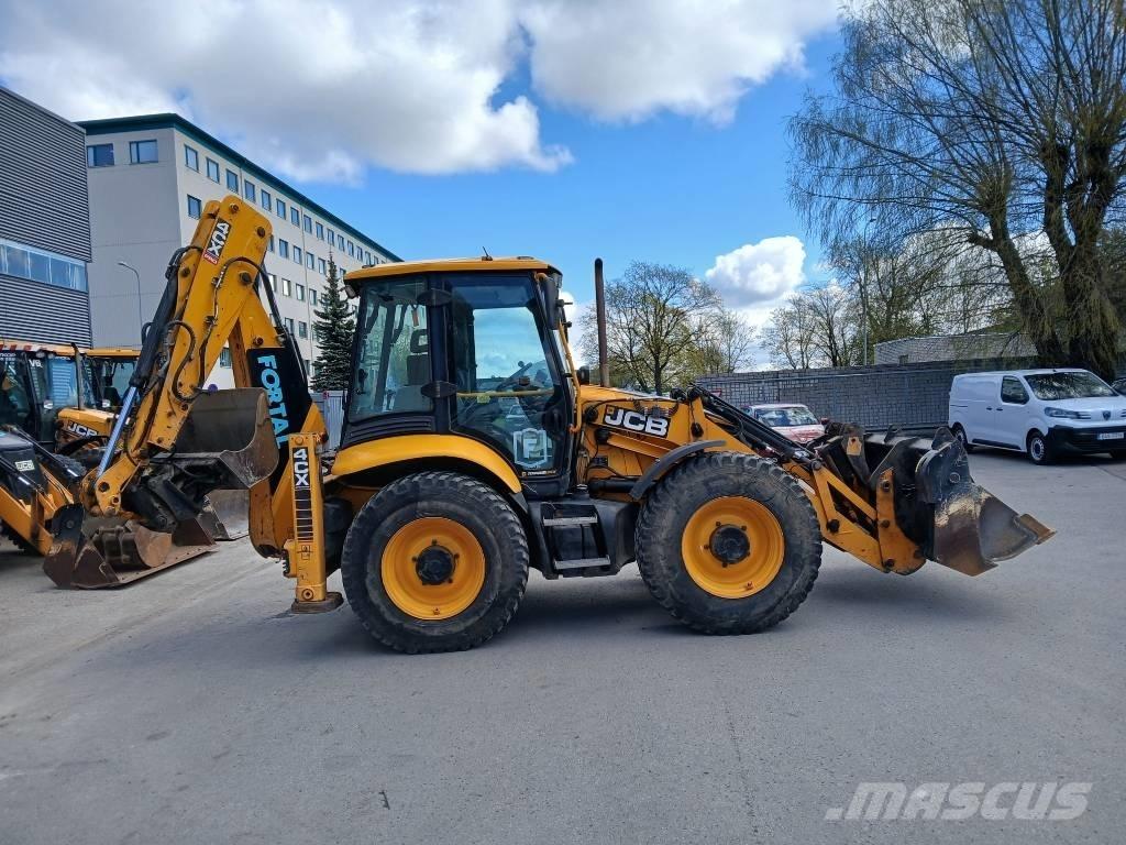 JCB 4cxProAEC 反铲装载机