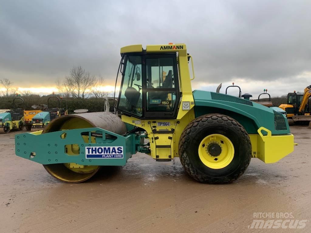 Ammann ASC 150 HX 单轮压路机