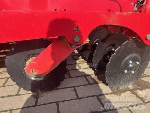 Väderstad Rapid400C 条播机