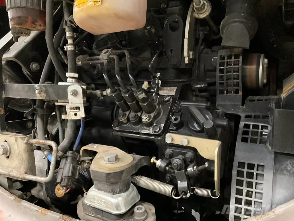 JCB 8025 小型挖掘机