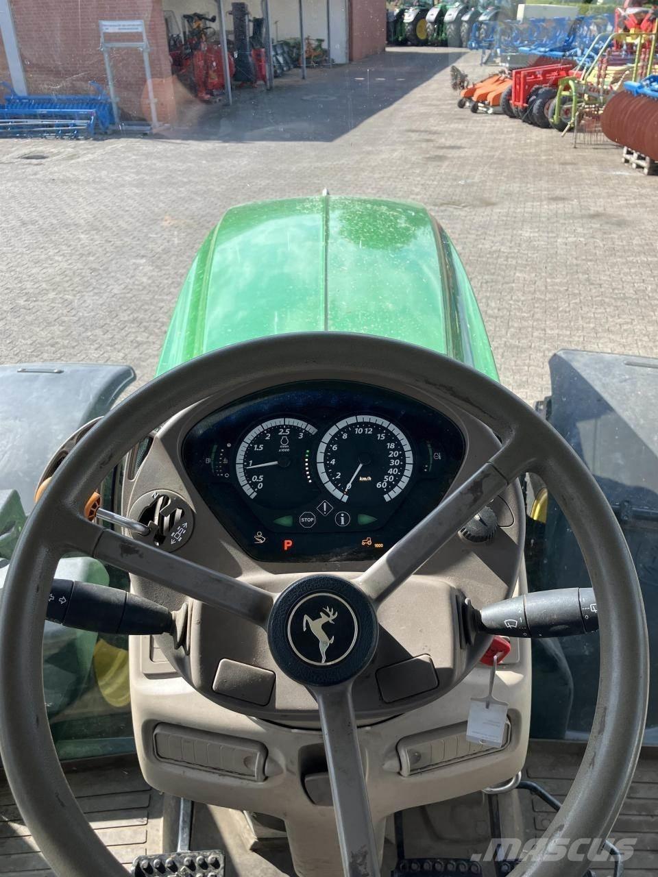 John Deere 6215R 拖拉机/农用车