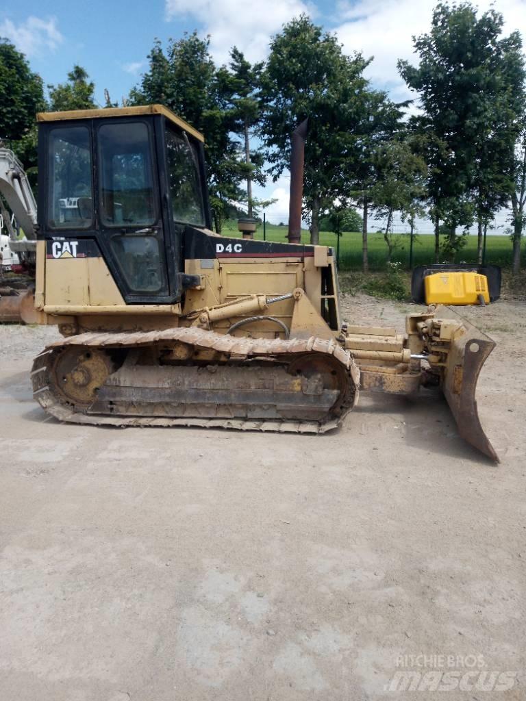 CAT D 4 C 履带式推土机