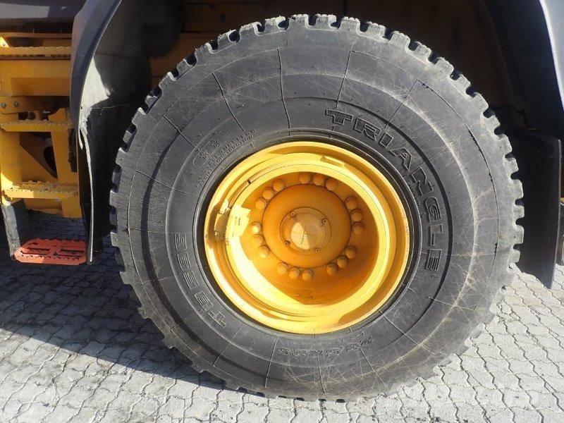 Volvo L 110 H 轮式装载机