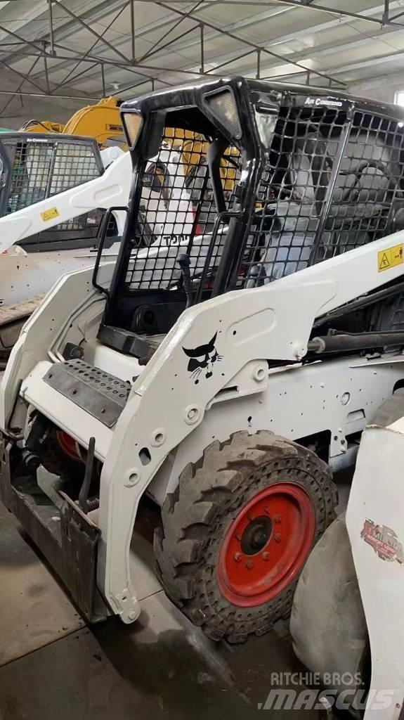 Bobcat S 160 滑移装载机
