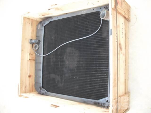 CAT radiator 140 G 平地机/推土机