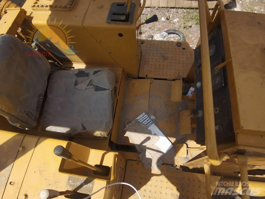 CAT D 3 C 履带式推土机