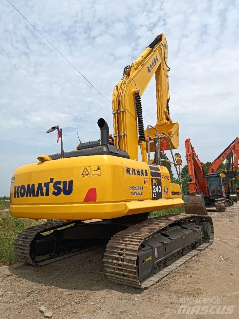 Komatsu PC 240 履带挖掘机