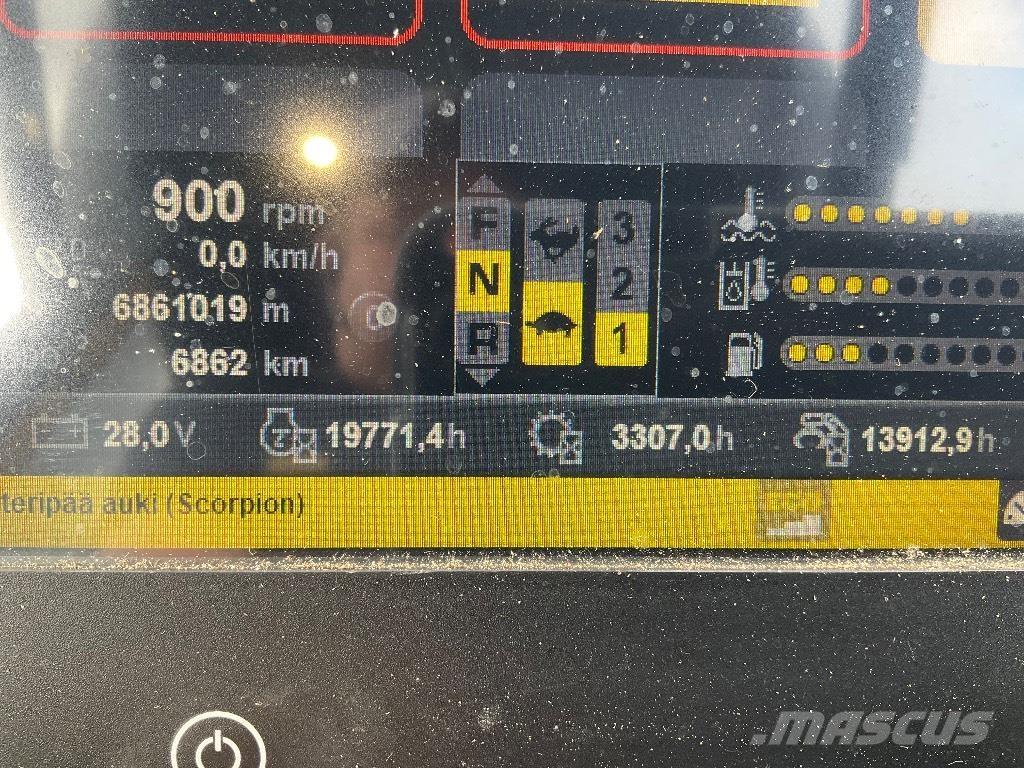 Ponsse SCORPION 8W 收割机