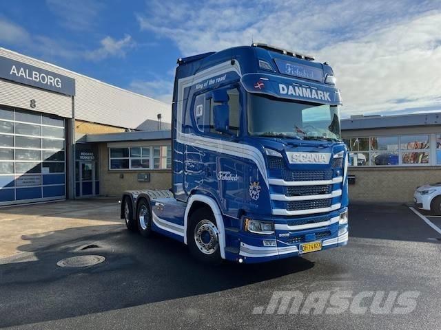 Scania S 500 牵引车