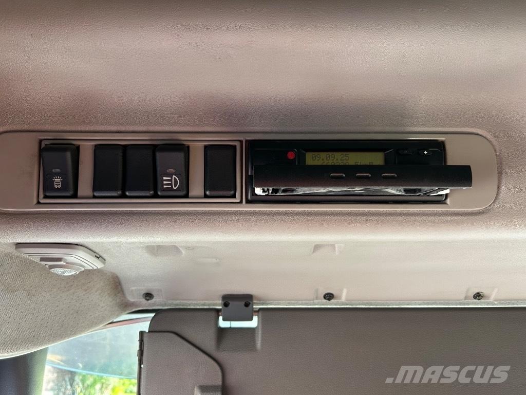 Volvo FM 12 460 工程吊钩车