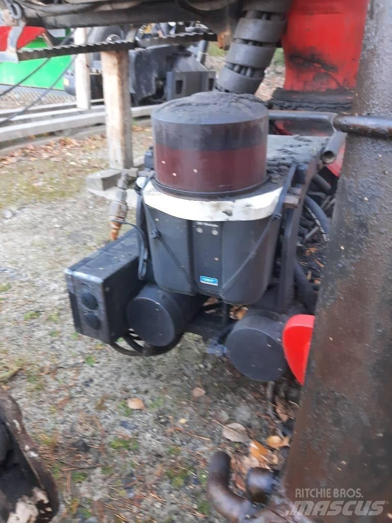 Epsilon Q150L97 木材起重机