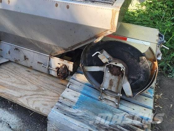 Fischer STEEL CASTER 融雪撒布机