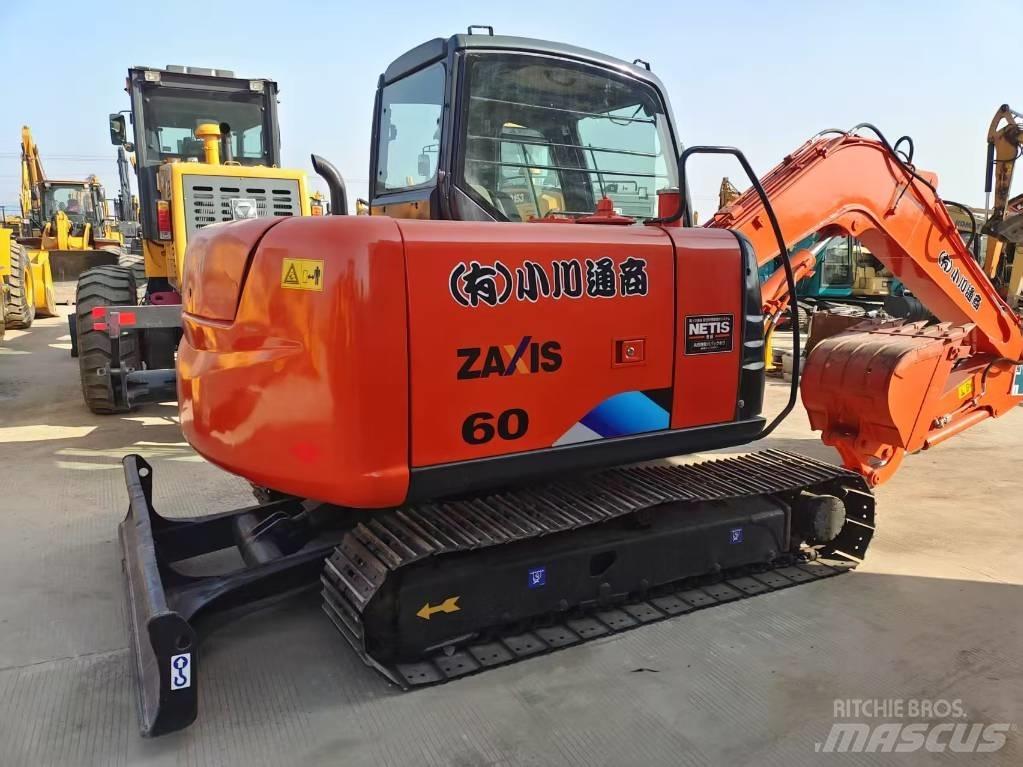 Hitachi ZX 60 小型挖掘机