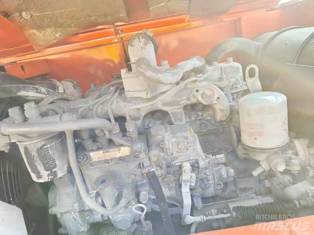 Hitachi ZX 60 小型挖掘机