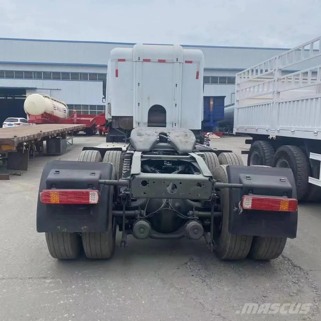 Howo 380 6x4 牵引车