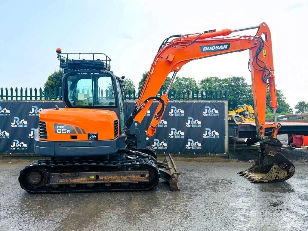 Doosan DX 85 R-3 中型挖掘机