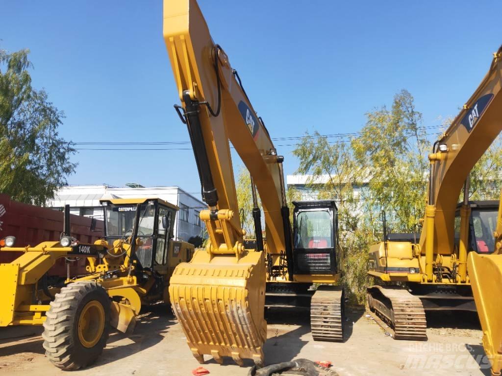 CAT 330 D 履带挖掘机