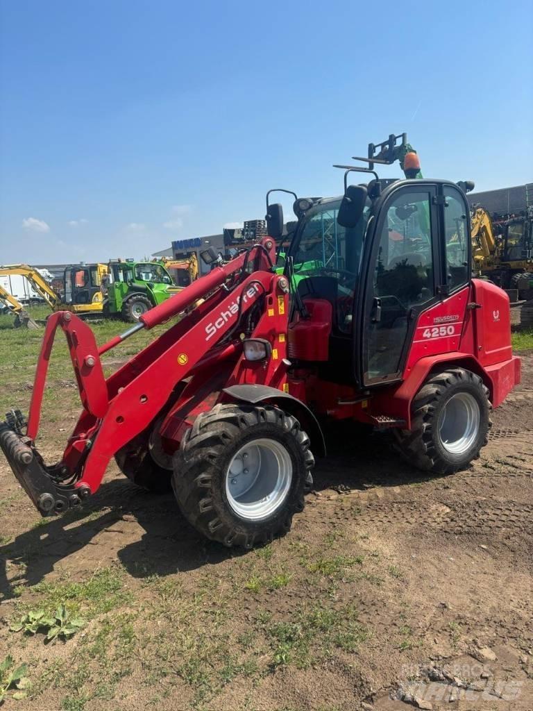 Schäffer 4250 小型装载机