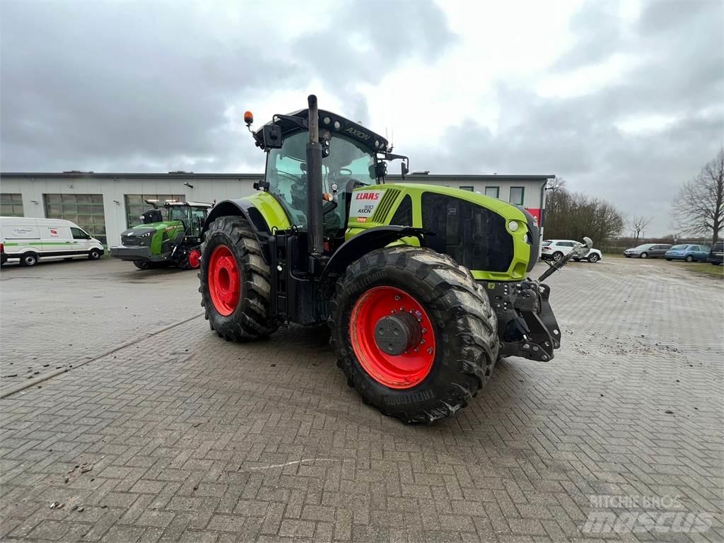 CLAAS Axion 930 拖拉机/农用车