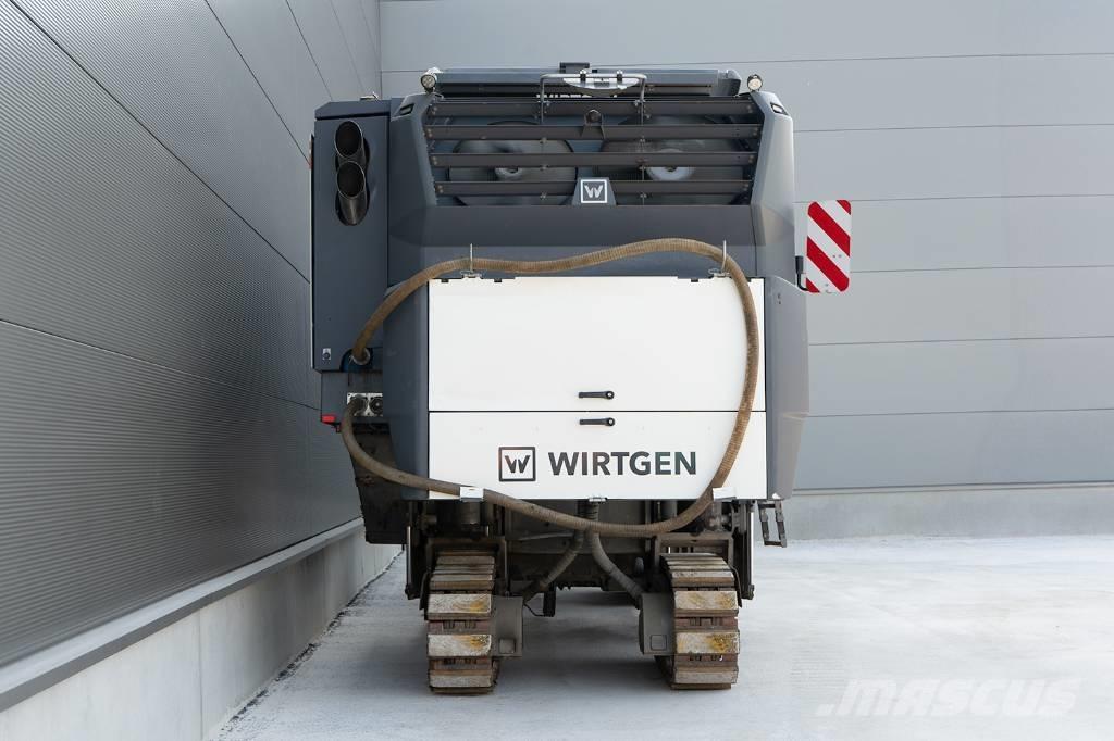 Wirtgen W 220 FI 沥青路面铣刨机|铣刨机