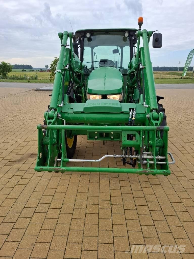 John Deere 5100M 拖拉机/农用车