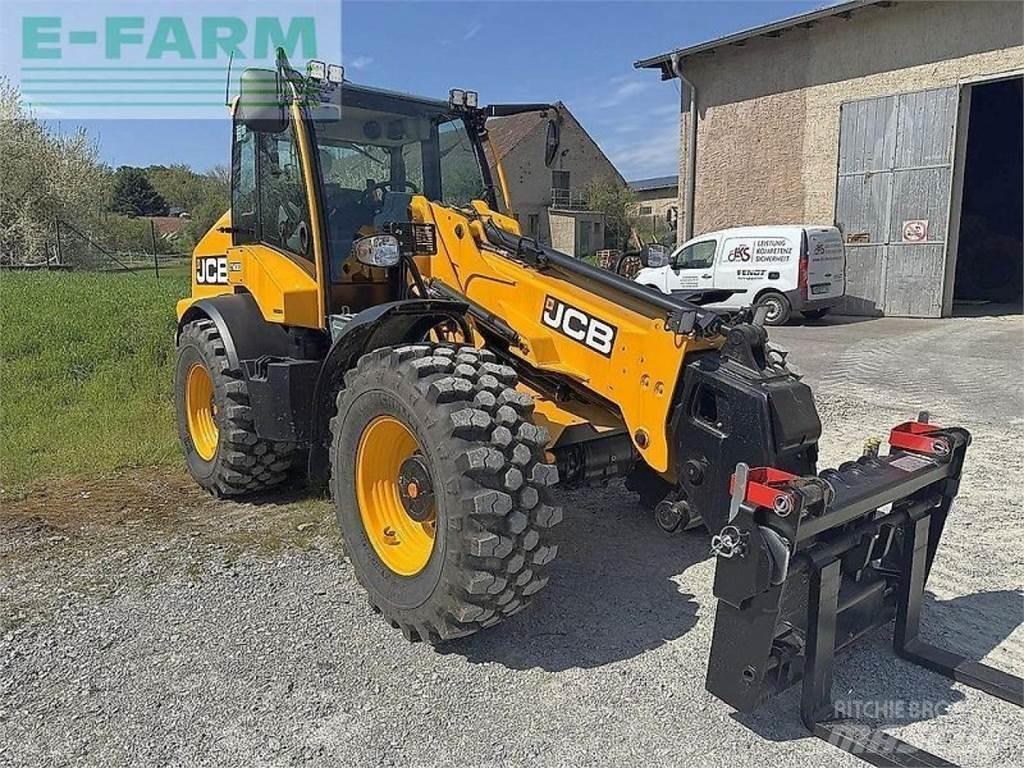 JCB tm 320 agri 轮式装载机