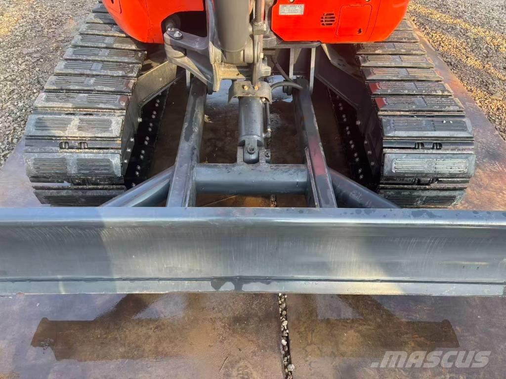 Kubota U 55-4 小型挖掘机