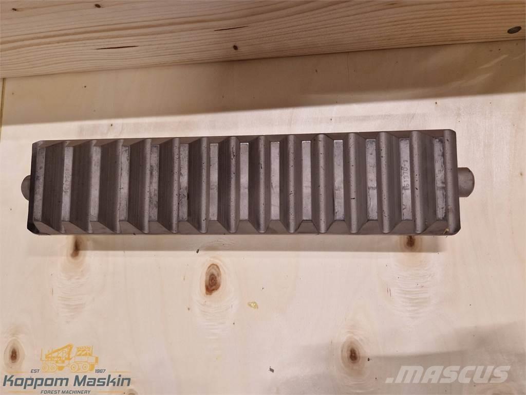  FMG/Ösa Cranab 290 收割起重机