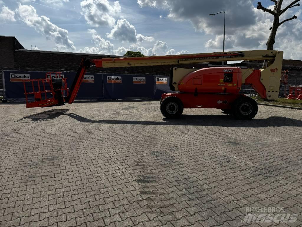 JLG 800AJ 曲臂高空工作平台