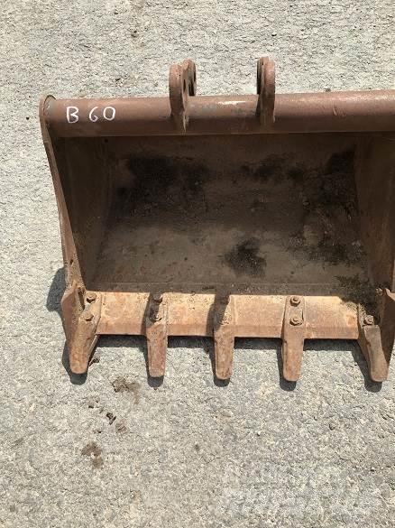  2'6 BUCKET 35mm PINS 挖斗