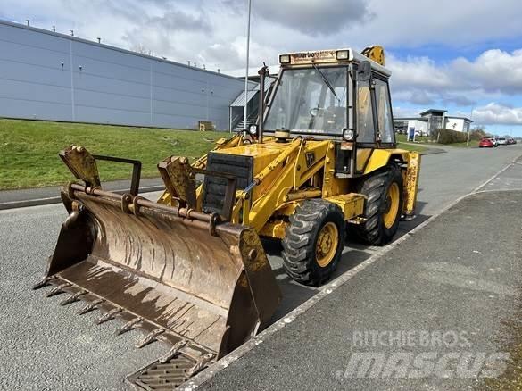 JCB 3CX 反铲装载机